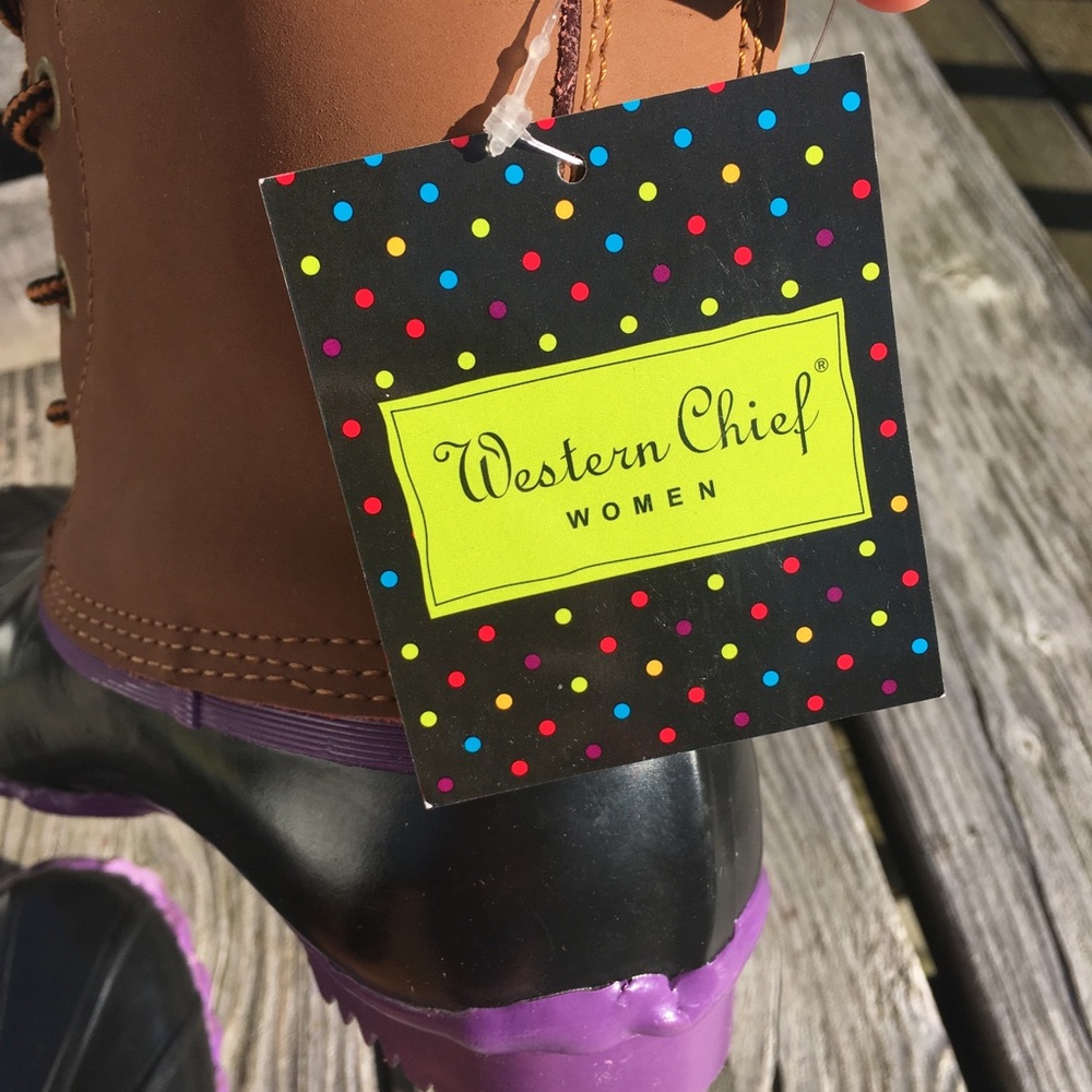 Purple Accented Duck Boots! NEW! - Picture 7 of 7